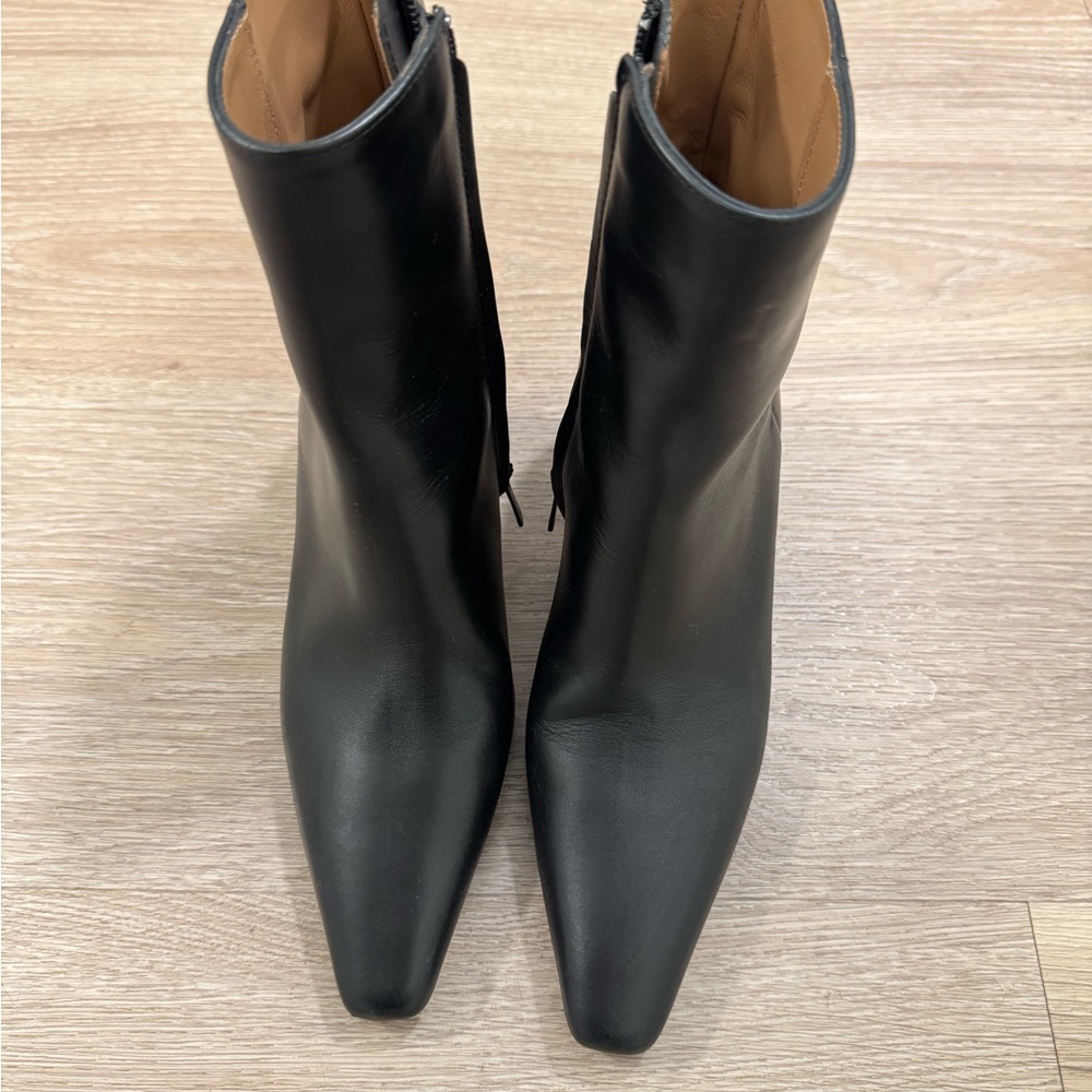 Flattered Sleek Black Leather Ankle Boots